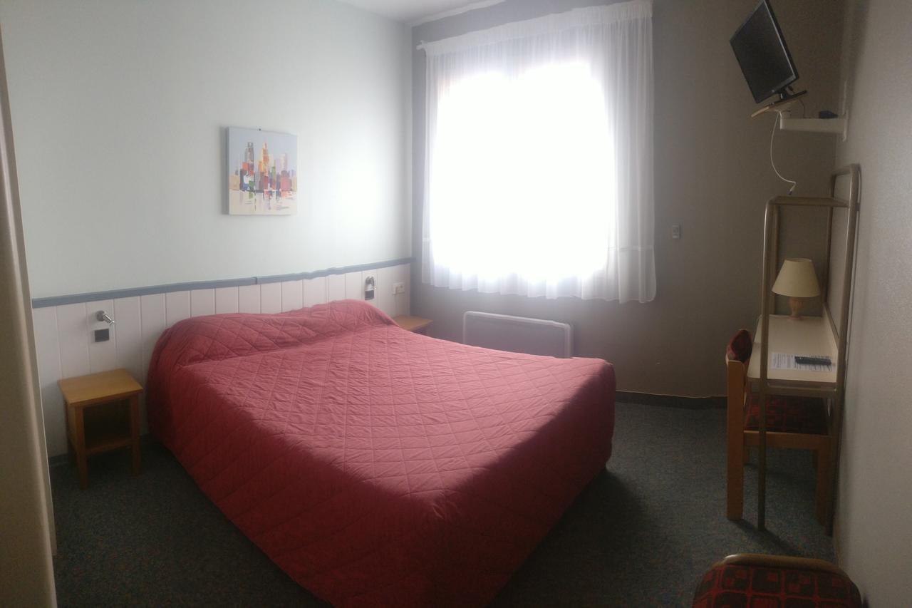 Les Portes Du Cantal Масиак Екстериор снимка